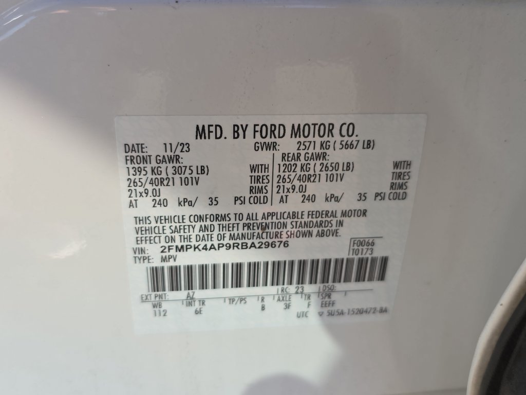 Used 2024 Ford Edge ST w/ Equipment Group 401A AWD/4WD image 37