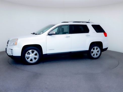 Used 2017 GMC Terrain SLT image 15