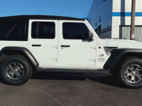 Used 2020 Jeep Wrangler Unlimited Sport image 9