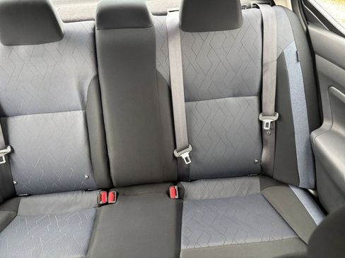 Used 2025 Nissan Versa SV image 37