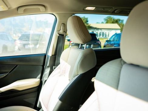 Certified 2025 Subaru Ascent Premium image 32