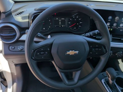 New 2026 Chevrolet Trax LS w/ LS Convenience Package image 16