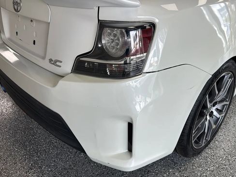 Used 2015 Scion tC image 33