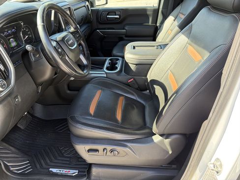 Used 2020 GMC Sierra 2500 AT4 w/ AT4 Premium Package image 10