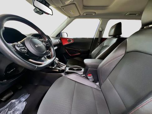 Certified 2024 Kia Soul GT-Line image 21