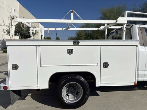 Used 2020 Ford F350 XL w/ Power Equipment Group image 11