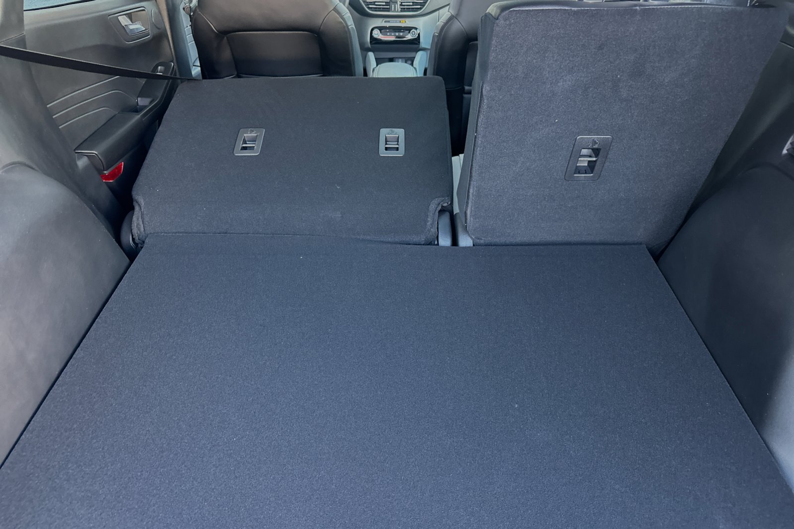 New 2024 Ford Escape SE w/ PHEV Premium Package FWD image 12