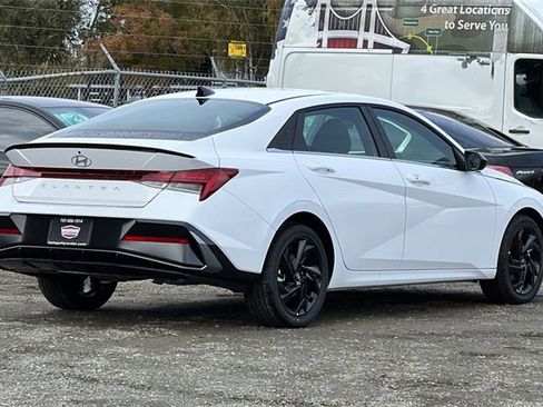 New 2026 Hyundai Elantra SEL Sport image 6