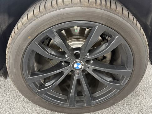 Used 2017 BMW X5 xDrive50i AWD/4WD image 13