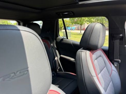 Used 2025 Chevrolet Equinox RS w/ Safety and Technology Package AWD/4WD image 29