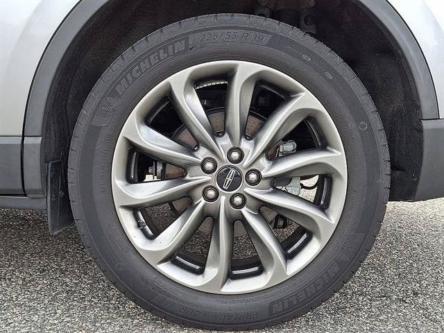 Used 2021 Lincoln Corsair AWD w/ Premium Package image 9
