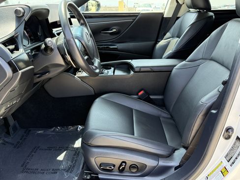 Certified 2024 Lexus ES 350 w/ Accessory Package (Z2) FWD image 18