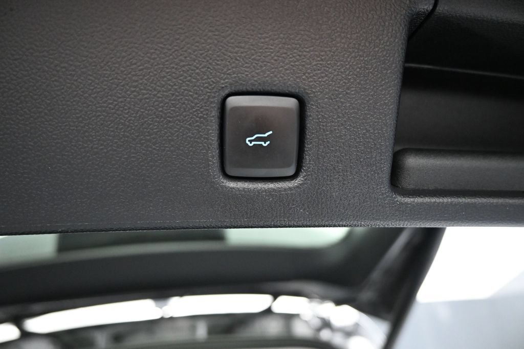 Used 2022 Ford Escape SE w/ SE Sport Appearance Package FWD image 27