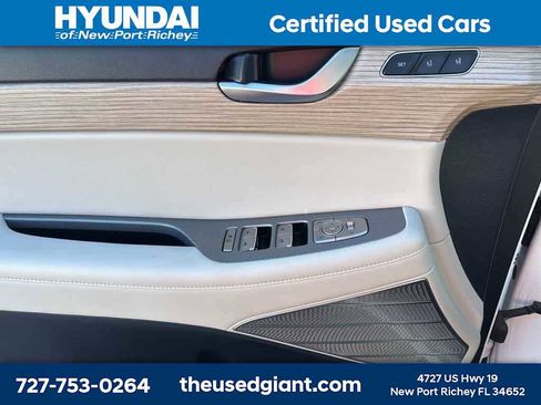 Certified 2022 Hyundai Palisade Limited image 10