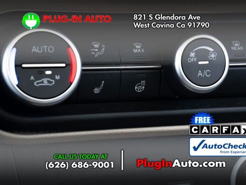 Used 2021 Alfa Romeo Stelvio Ti w/ Premium Package image 21