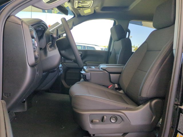 New 2026 Chevrolet Silverado 2500 Custom w/ Custom Value Package AWD/4WD image 18