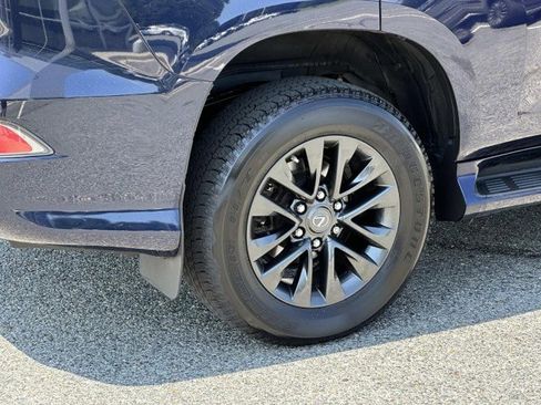 Used 2023 Lexus GX 460 Premium image 9