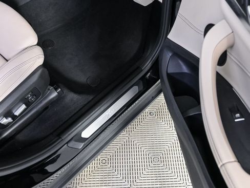 Used 2019 BMW X3 sDrive30i w/ Premium Package RWD image 25