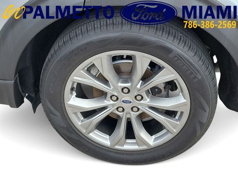 Used 2023 Ford Explorer XLT w/ Equipment Group 202A RWD image 7