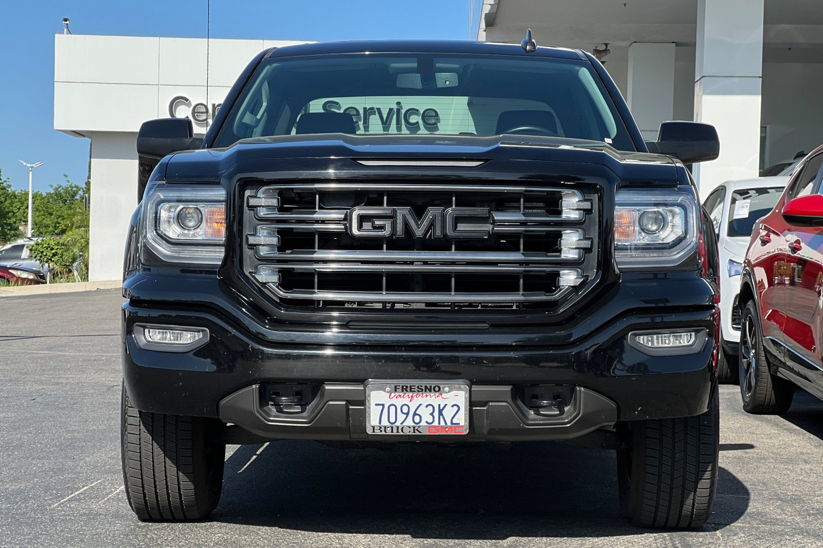 Used 2018 GMC Sierra 1500 SLT w/ All Terrain Package AWD/4WD image 11