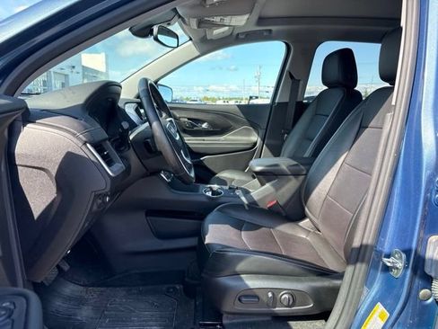 Used 2024 GMC Terrain SLT w/ LPO, Floor Liner Package AWD/4WD image 4