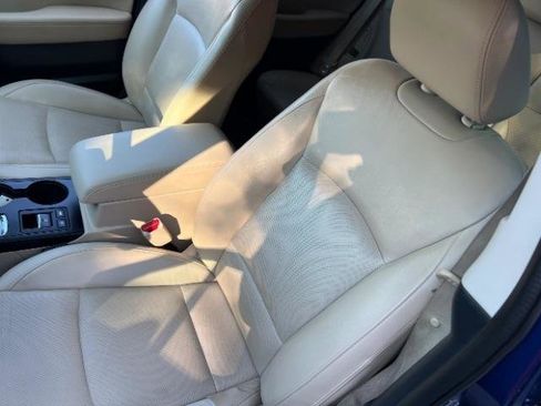 Used 2017 Subaru Outback 2.5i Limited AWD/4WD image 29