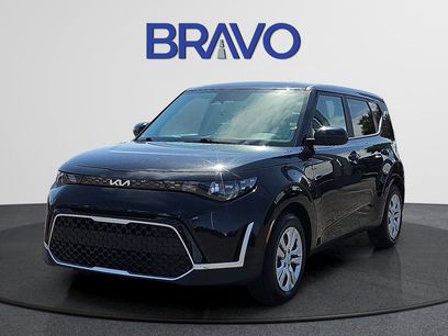 Used 2023 Kia Soul LX