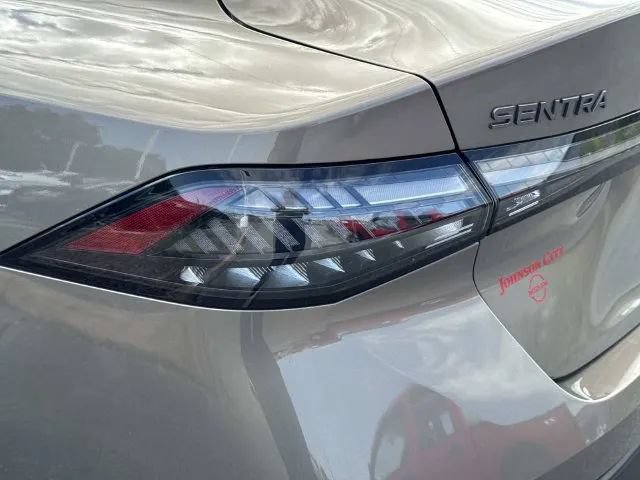 Used 2026 Nissan Sentra SL w/ Floor Mat Package FWD image 11