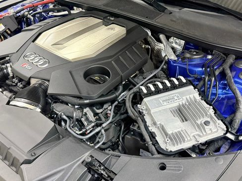 Used 2023 Audi RS 7 Sportback w/ RS 7 Executive Package image 51