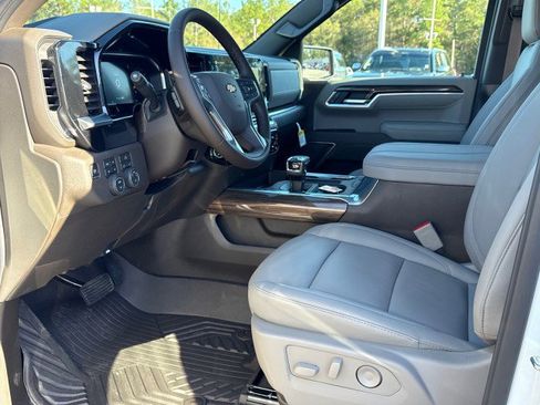 New 2026 Chevrolet Silverado 1500 LT image 17