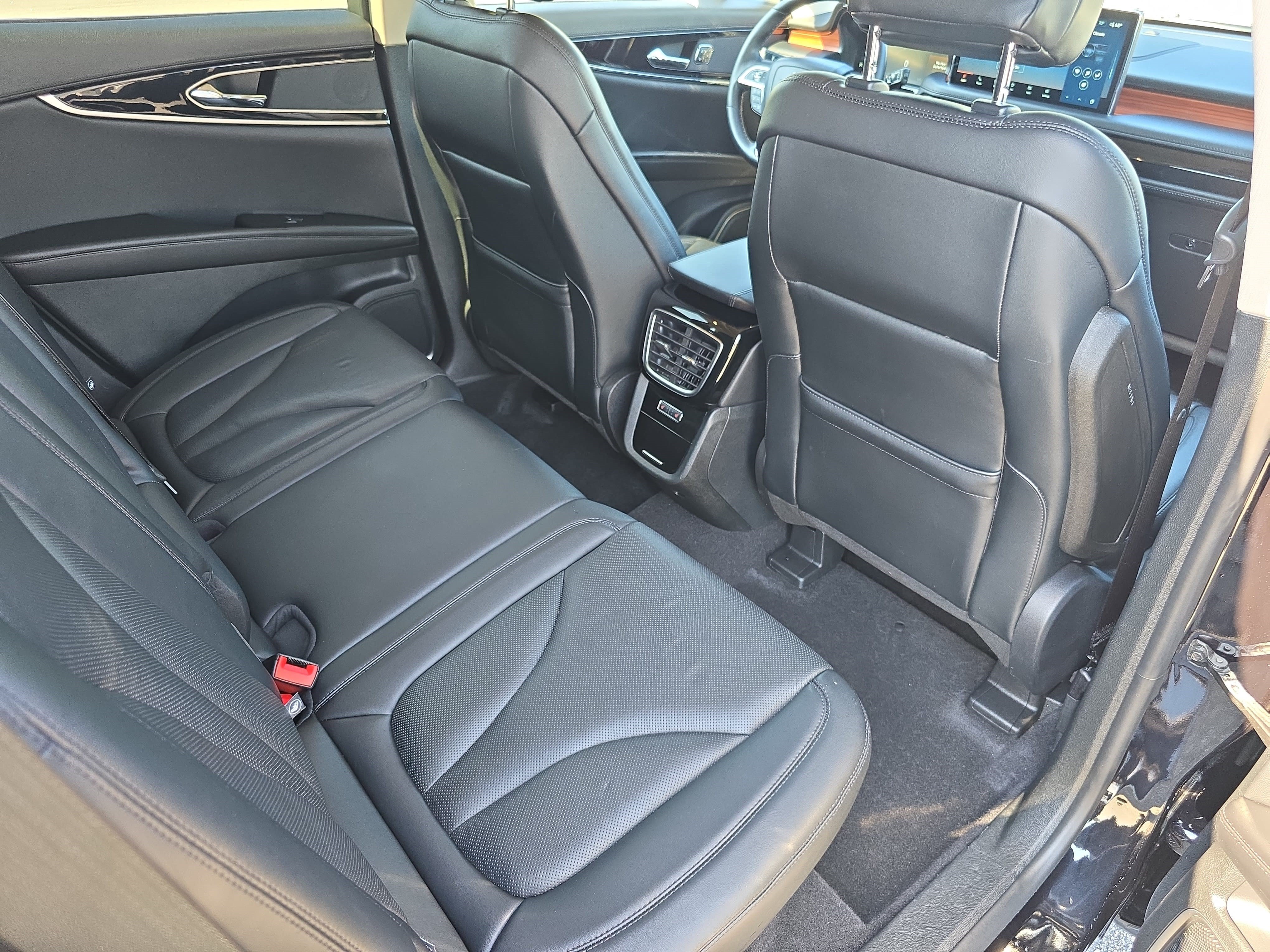 Certified 2023 Lincoln Nautilus Reserve AWD/4WD image 11