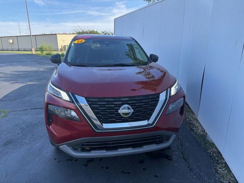 Used 2023 Nissan Rogue S AWD/4WD image 10