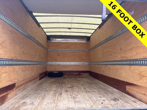 Used 2021 Freightliner Sprinter 3500 image 15