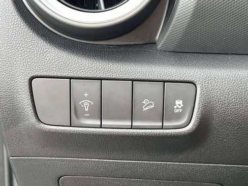 Certified 2023 Hyundai Kona SEL image 21