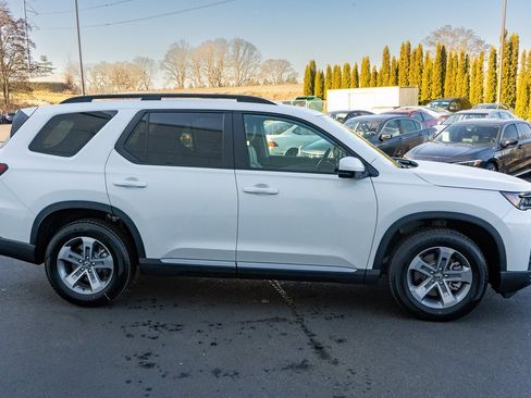 New 2026 Honda Pilot EX-L image 5