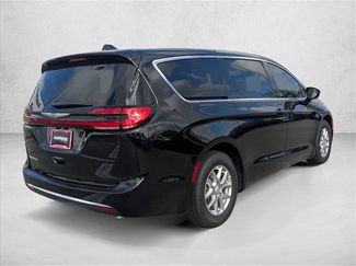 New 2026 Chrysler Pacifica Select FWD video 2