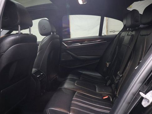 Used 2018 BMW 540i w/ M Sport Package image 14