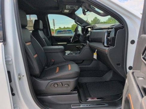 New 2026 GMC Sierra 3500 AT4 w/ AT4 Premium Plus Package AWD/4WD image 35