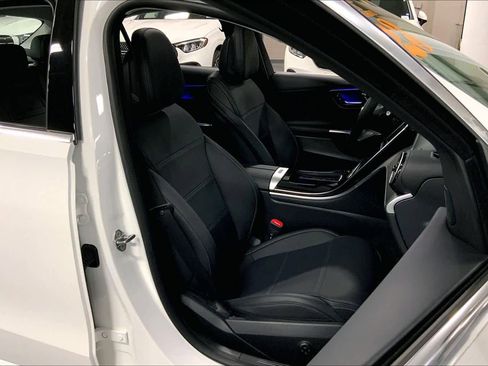 Certified 2023 Mercedes-Benz C 300 Sedan image 8