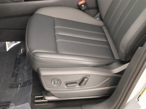 New 2025 Audi Q5 2.0T Premium Plus image 24