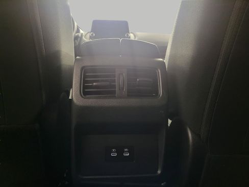 Used 2024 Nissan Rogue SV image 23