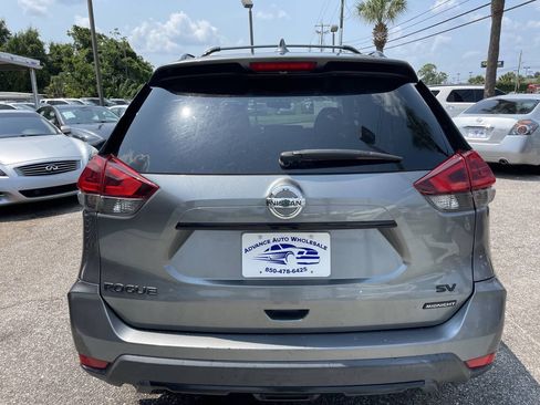 Used 2018 Nissan Rogue SV FWD image 6
