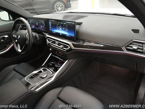 Used 2024 BMW 330i Sedan w/ Convenience Package RWD image 16