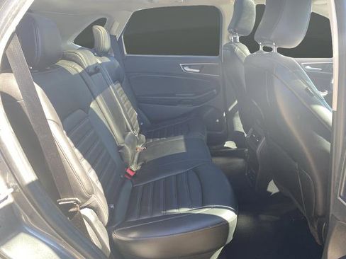 Used 2021 Ford Edge SEL w/ Convenience Package image 38