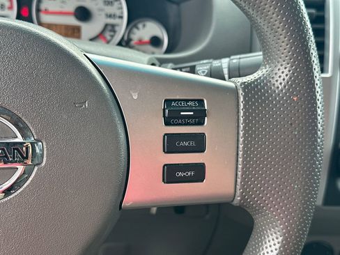 Used 2015 Nissan Frontier Desert Runner image 25