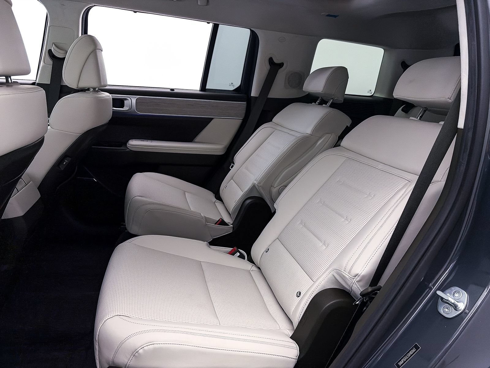 Used 2025 Hyundai Santa Fe Calligraphy AWD/4WD image 39