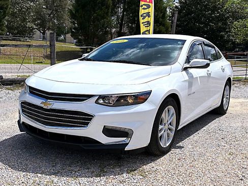 Used 2016 Chevrolet Malibu LT w/ Leather Package image 2