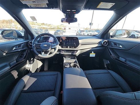 New 2026 Chevrolet Equinox LT w/ Convenience Package II image 29