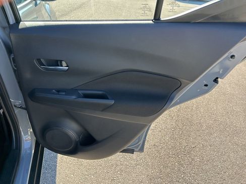 Used 2022 Nissan Kicks SV FWD image 43