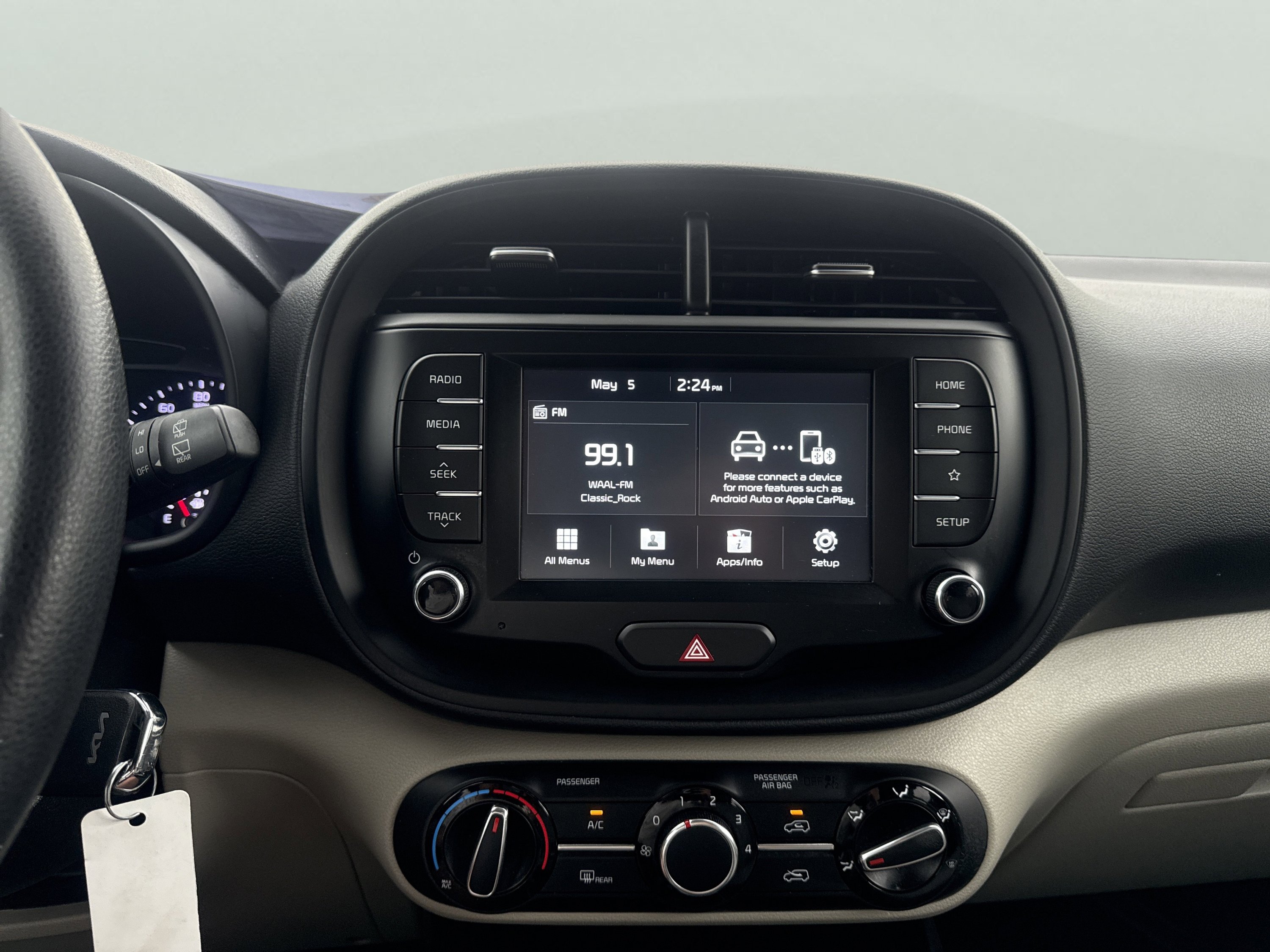 Used 2020 Kia Soul LX FWD image 26